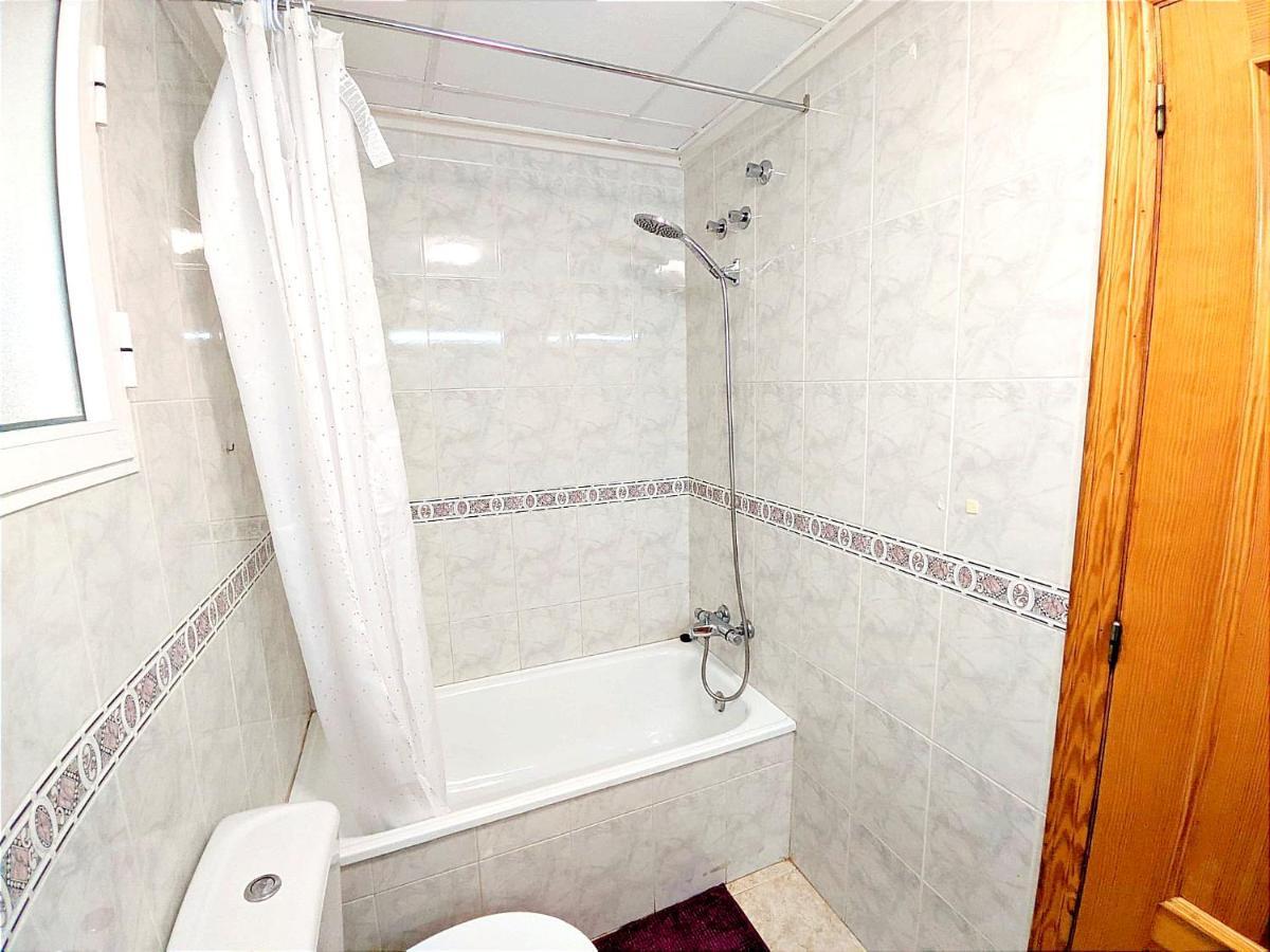 Modern Apartment 3Mins Walk To Playa Del Cura Beach Торевьиа Экстерьер фото