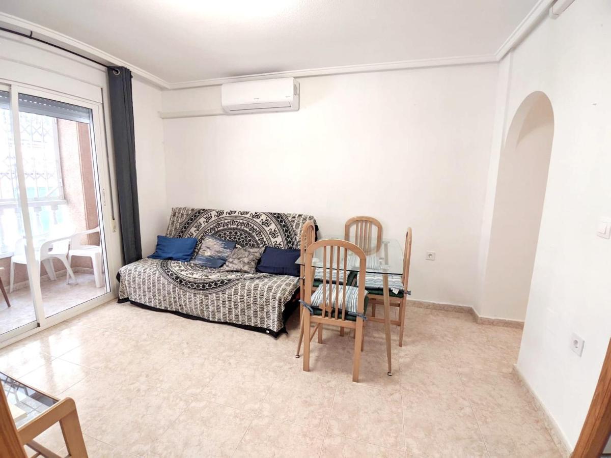 Modern Apartment 3Mins Walk To Playa Del Cura Beach Торевьиа Экстерьер фото